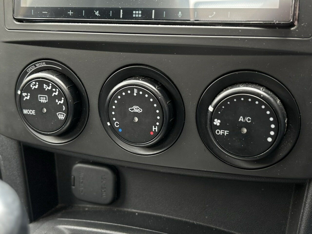 2005 MAZDA MX-5 NC 6 SP MANUAL 2D CONVERTIBLE