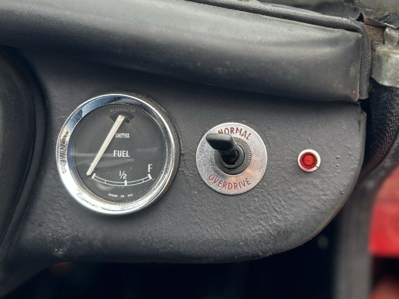 1968 MG MGB SPORTS MK II 4 SP MAN + OVERDRIVE 2D ROADSTER
