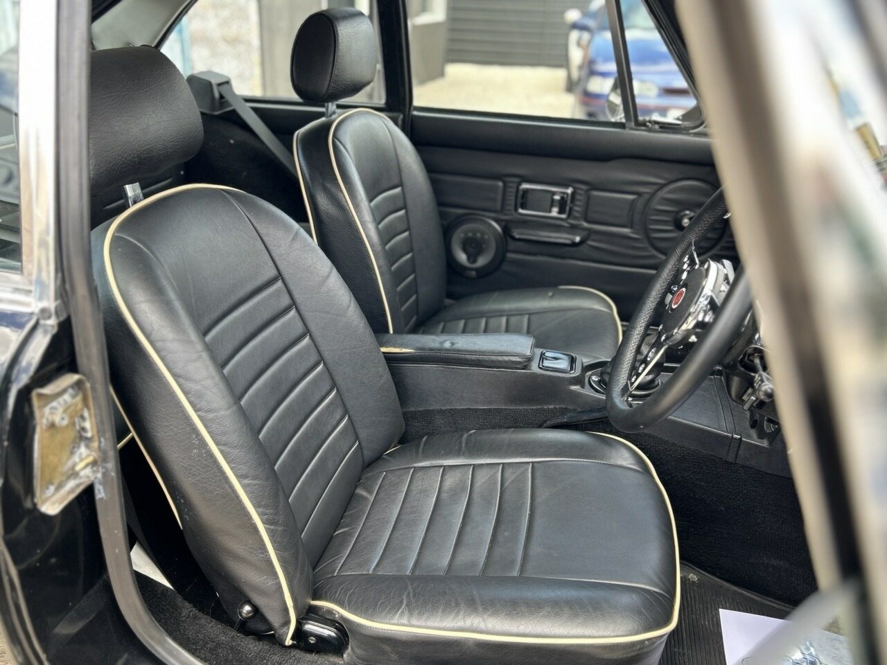 1976 MG MGB GT COUPE