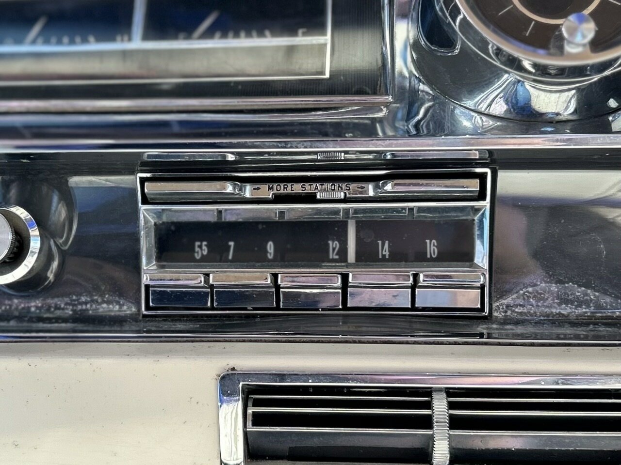 1964 CADILLAC SERIES 62 SEDAN