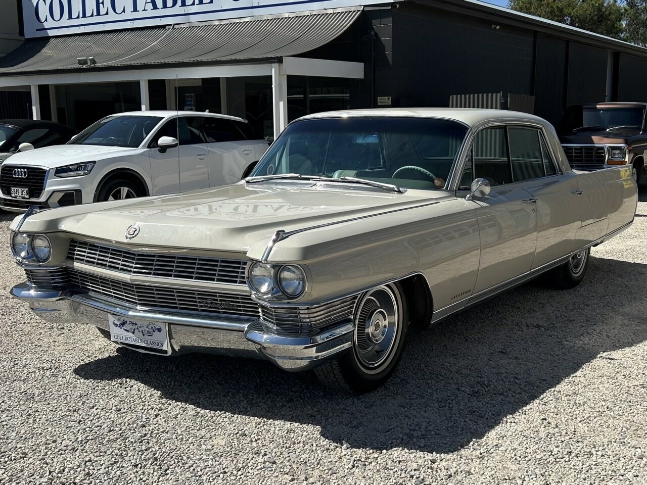 1964 CADILLAC SERIES 62 SEDAN
