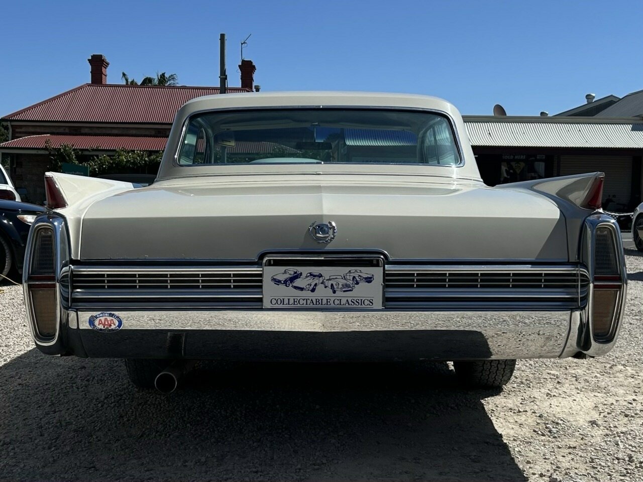1964 CADILLAC SERIES 62 SEDAN