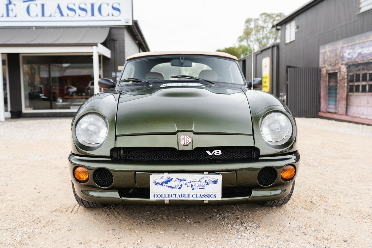 1995 M.G. RV8 5 SP MANUAL 2D CONVERTIBLE