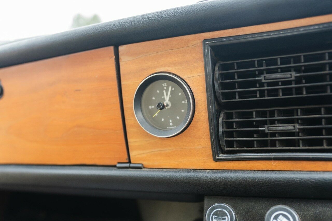 1976 TRIUMPH 2500 TC 4 SP MANUAL 4D SEDAN