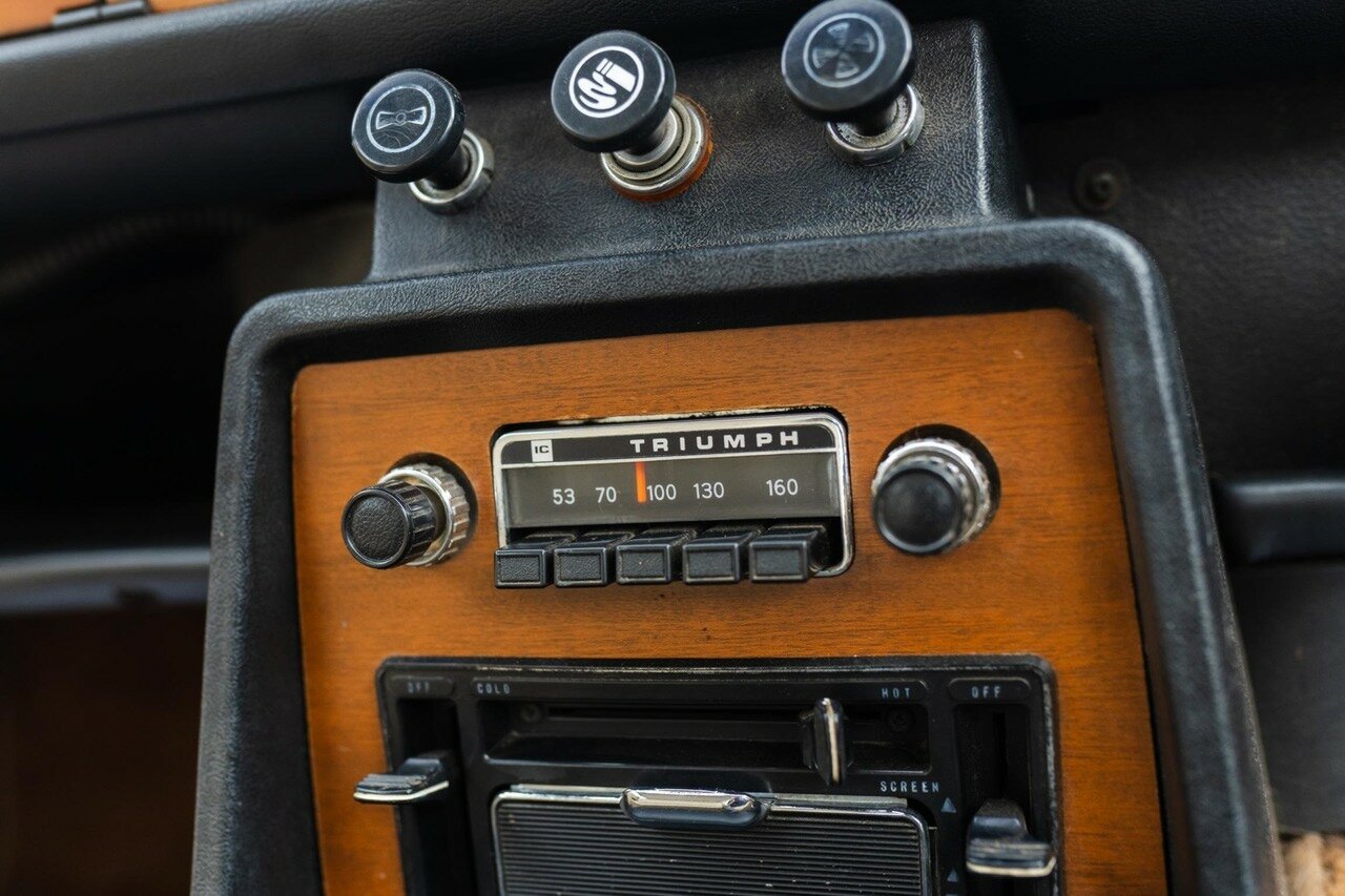 1976 TRIUMPH 2500 TC 4 SP MANUAL 4D SEDAN