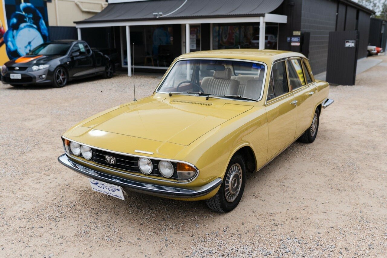 1976 TRIUMPH 2500 TC 4 SP MANUAL 4D SEDAN