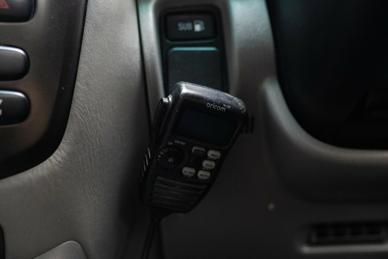 2004 TOYOTA LANDCRUISER GXL 100 SERIES AUTOMATIC 4D WAGON