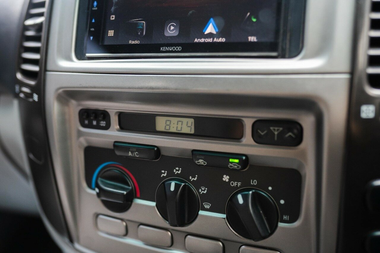 2004 TOYOTA LANDCRUISER GXL 100 SERIES AUTOMATIC 4D WAGON