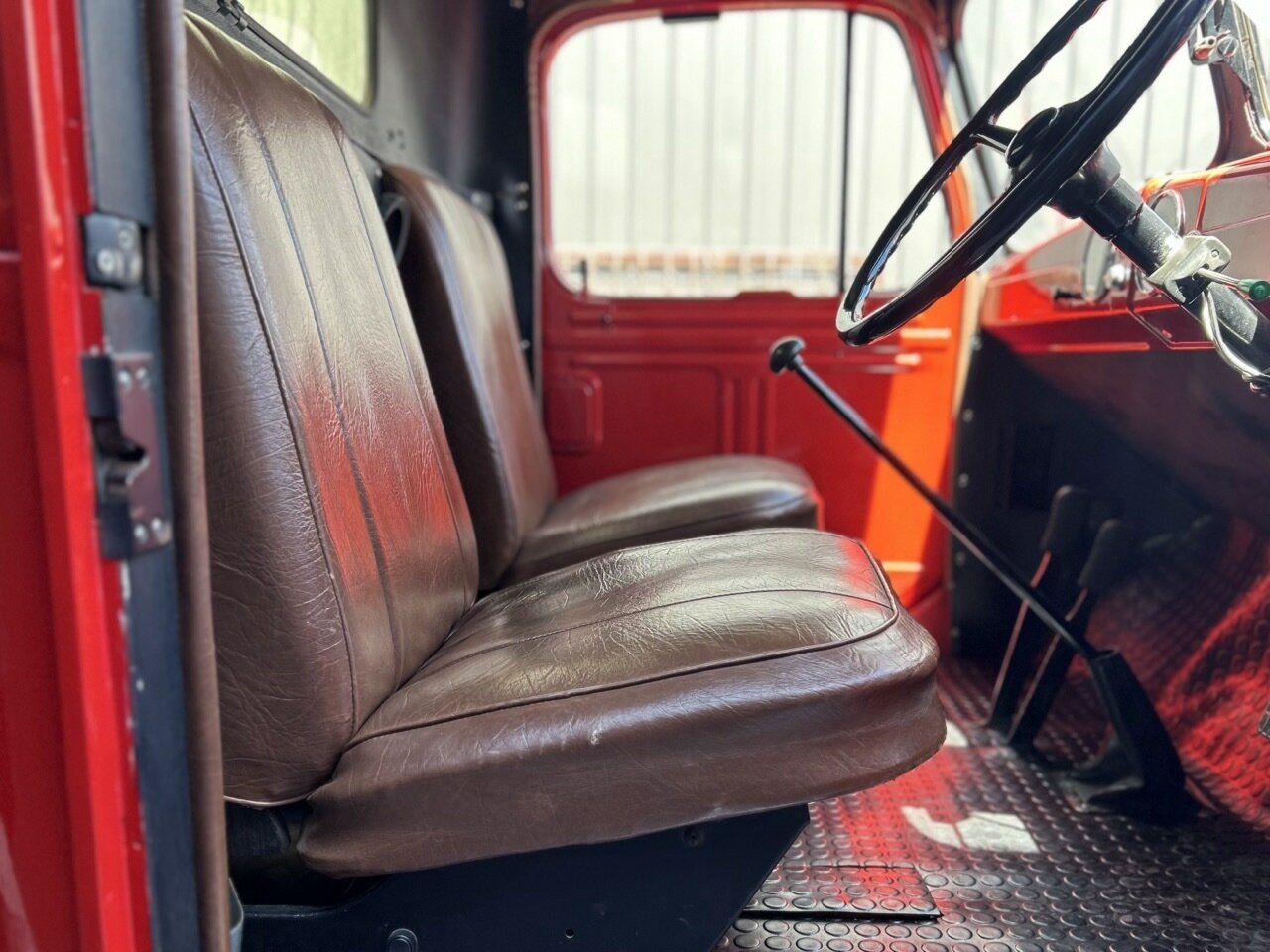 1951 BEDFORD TRUCK