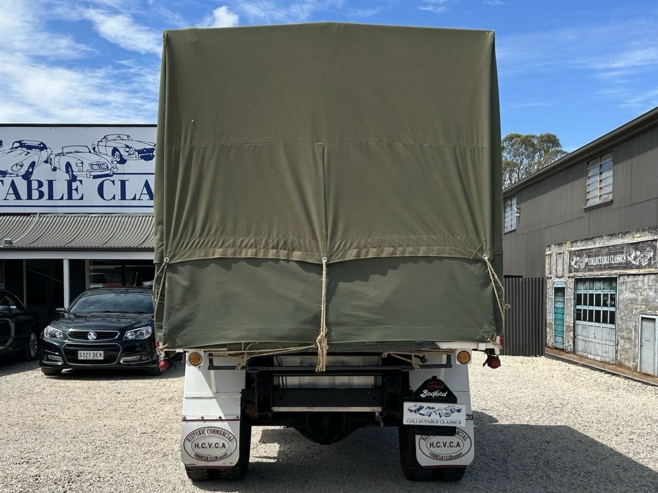 1951 BEDFORD TRUCK