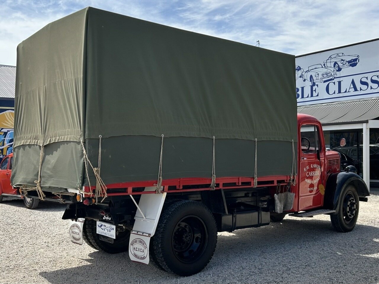1951 BEDFORD TRUCK