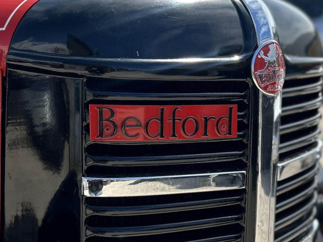 1951 BEDFORD TRUCK