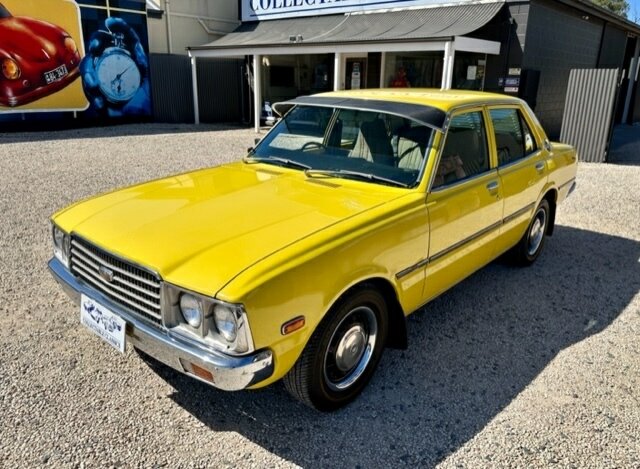 1978 TOYOTA CORONA AUTOMATIC SEDAN