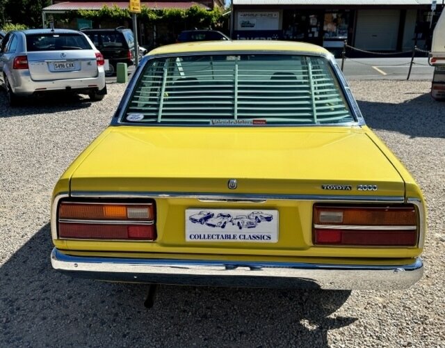 1978 TOYOTA CORONA AUTOMATIC SEDAN
