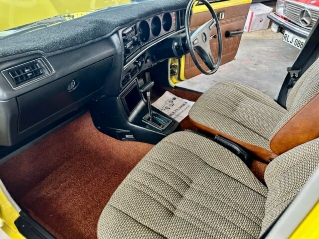 1978 TOYOTA CORONA AUTOMATIC SEDAN