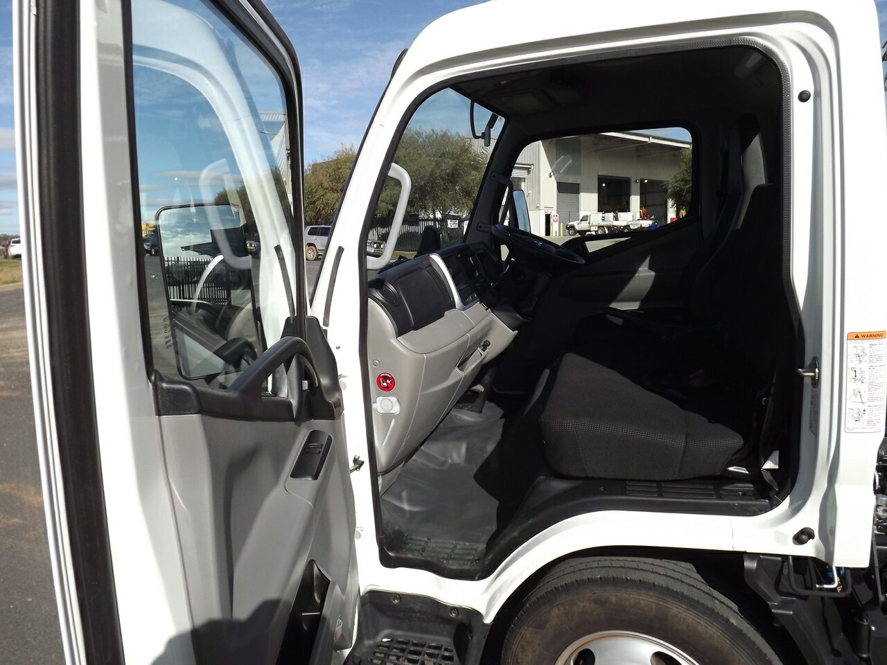 2023 MITSUBISHI FUSO CANTER 5 SP MANUAL 2D TIPPER TRUCK