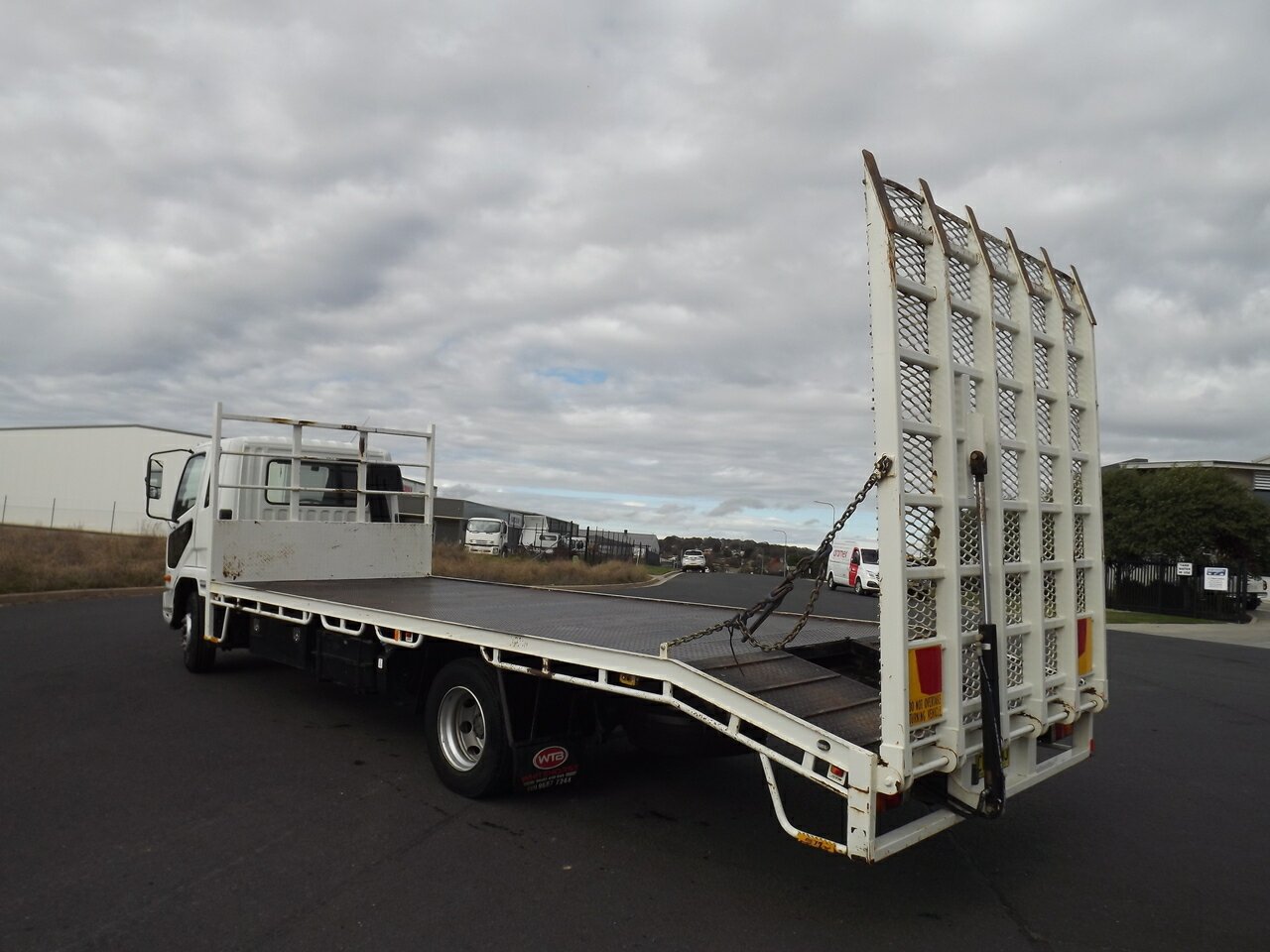 2018 MITSUBISHI FUSO FIGHTER 1424 6 SP MANUAL 2D BEAVERTAIL