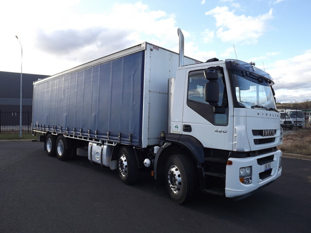 2009 IVECO STRALIS 450 AUTOMATIC 2D CURTAINSIDE