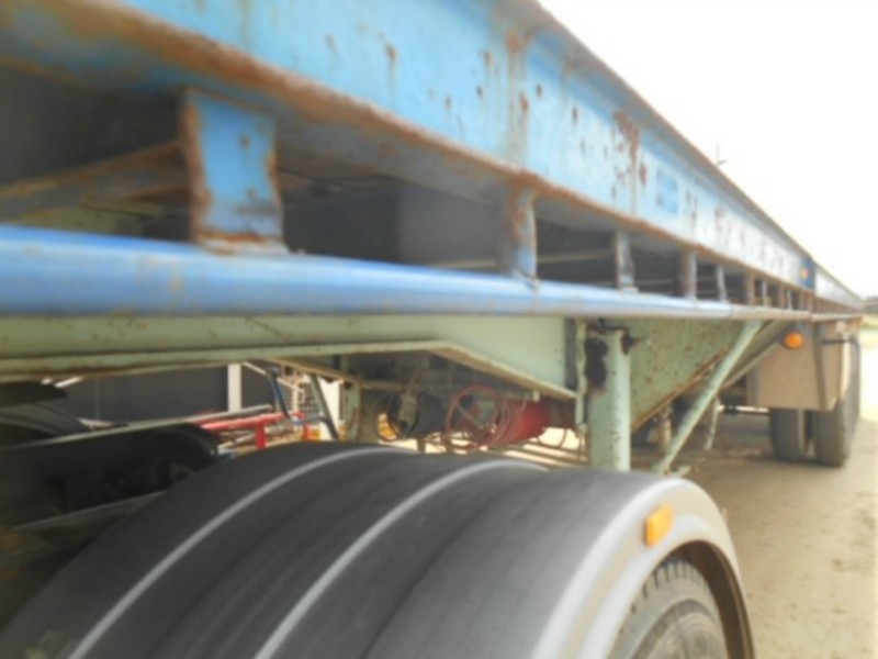1980 Haulmark Flat top Semi Trailer