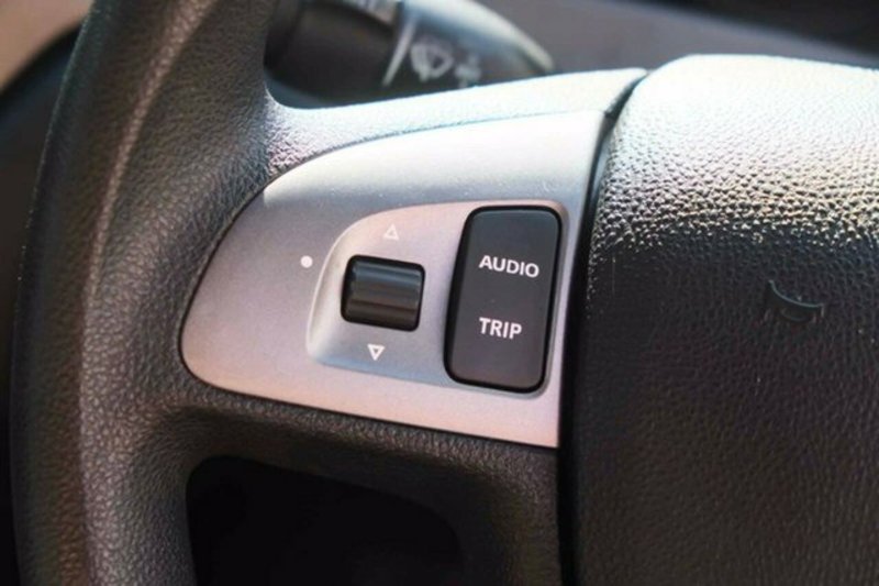 2011 HOLDEN COMMODORE OMEGA VE II MY12