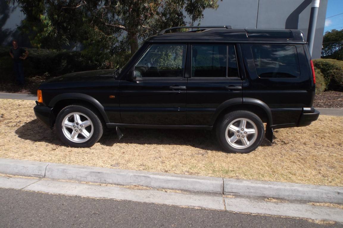 2000 LAND ROVER DISCOVERY ES V8 (4x4)