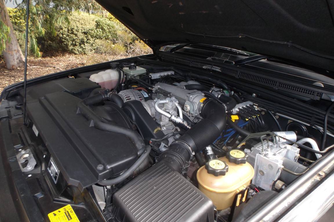 2000 LAND ROVER DISCOVERY ES V8 (4x4)
