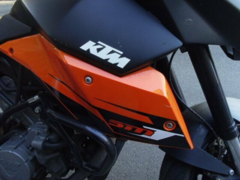 2009 KTM 990 SUPERMOTO T