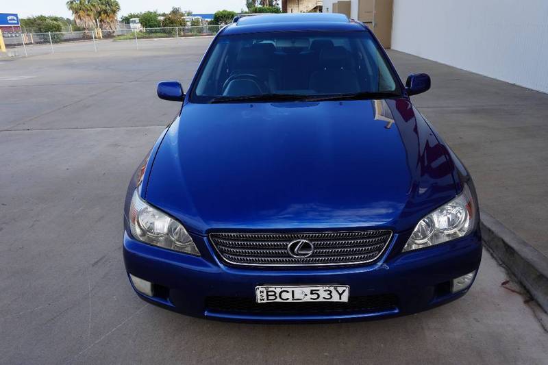 2001 LEXUS IS200 SPORTS LUXURY GXE10R
