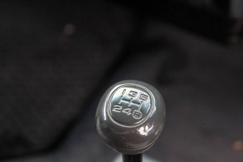 2002 TOYOTA HIACE RZH113R