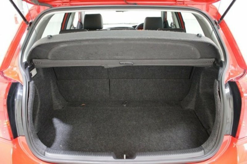 2005 TOYOTA COROLLA SPORTIVO ZZE123R 05 UPGRADE