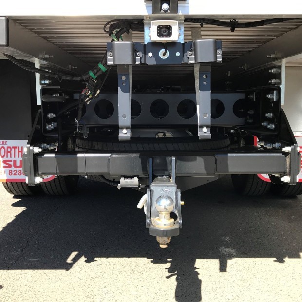 2018 ISUZU NPR 45 155 TRADEPACK NPR 45 155 Truck