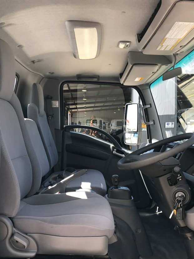 2018 ISUZU NPR 45 155 TRADEPACK NPR 45 155 Truck