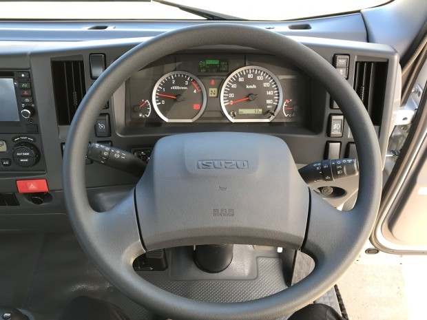 2018 ISUZU NPR 45 155 TRADEPACK NPR 45 155 Truck