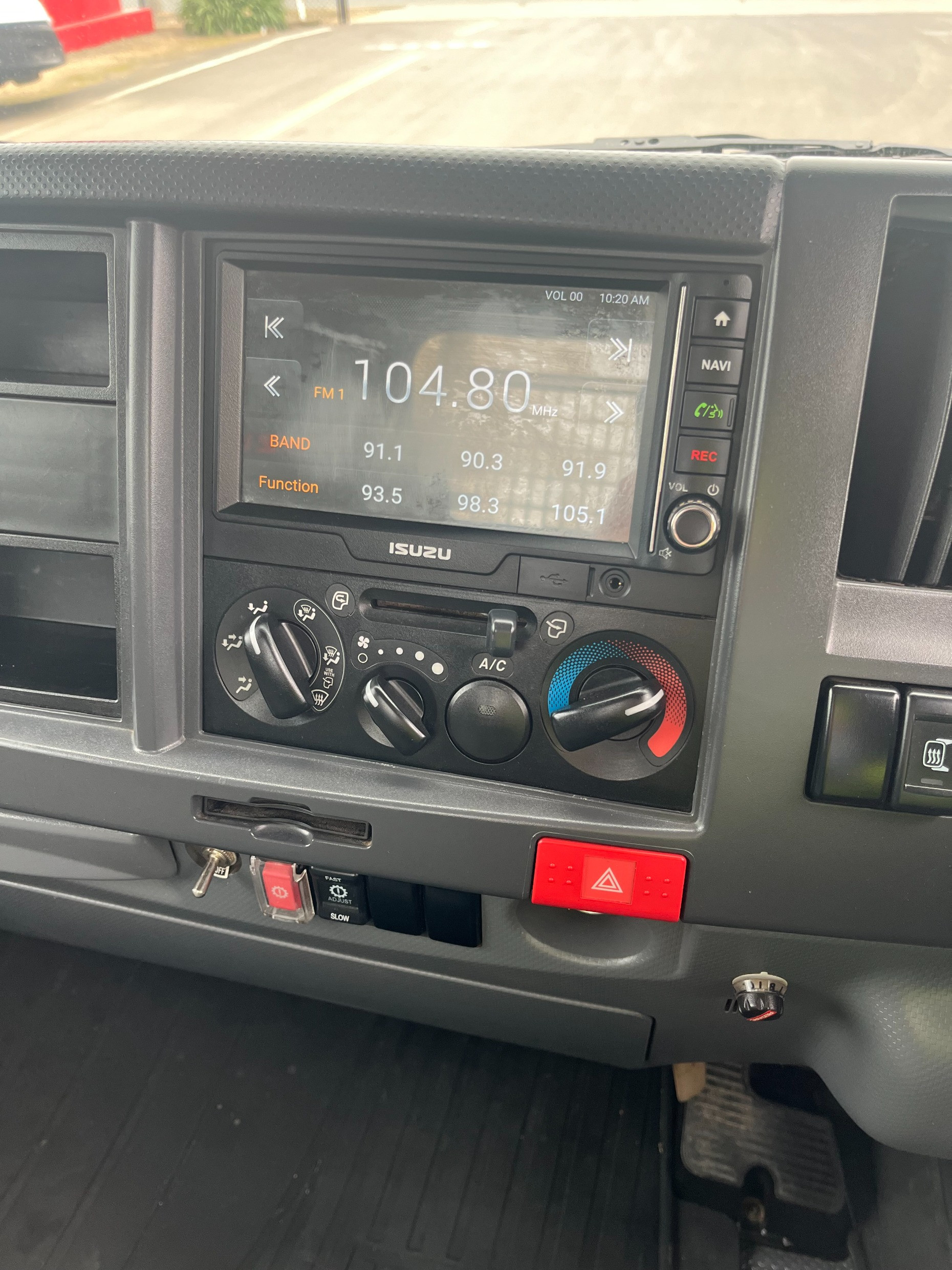 2020 ISUZU NLR 45-150 NLR 45-150 AMT SWB TRAYPACK TRUCK NLR 45-150 AMT TRAY