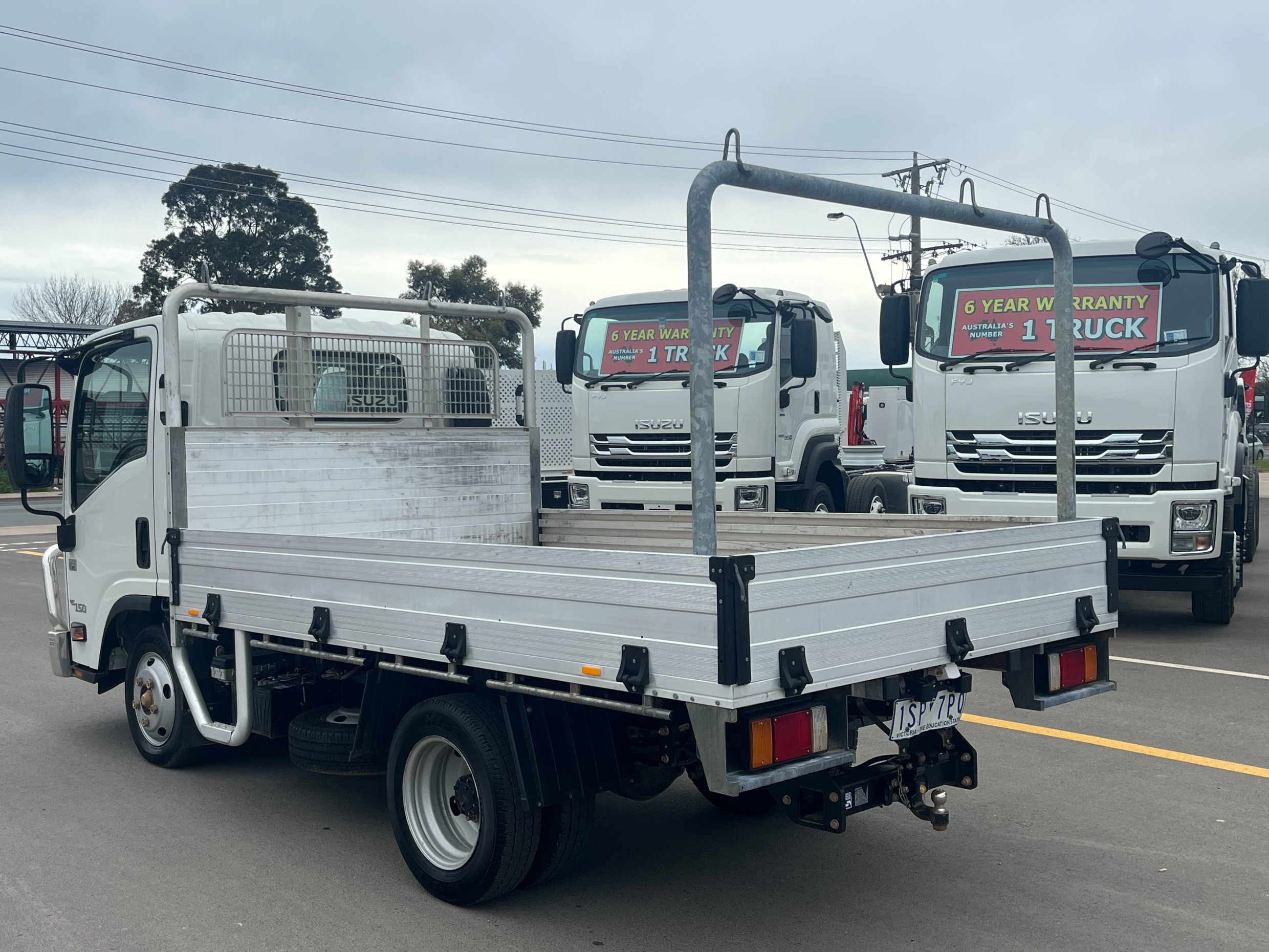 2020 ISUZU NLR 45-150 NLR 45-150 AMT SWB TRAYPACK TRUCK NLR 45-150 AMT TRAY
