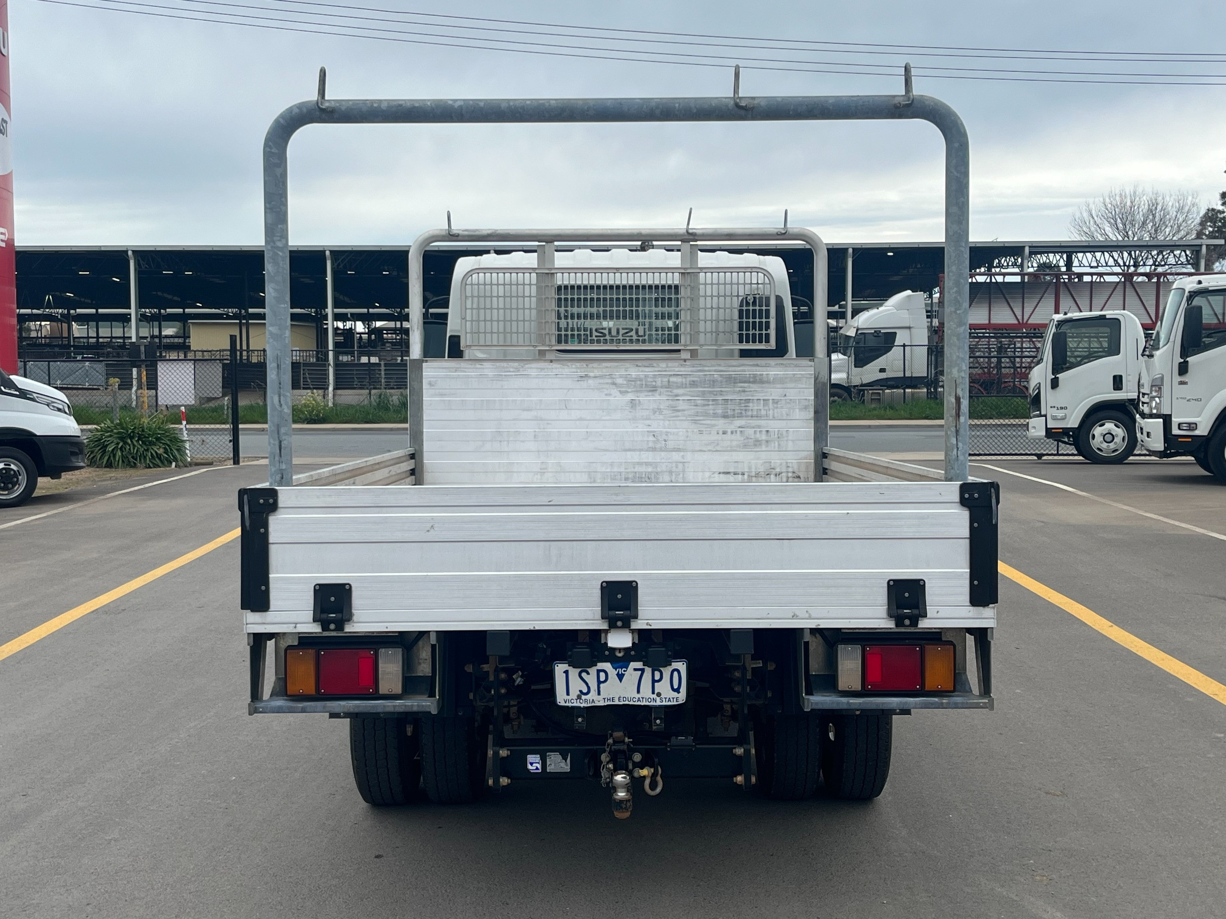 2020 ISUZU NLR 45-150 NLR 45-150 AMT SWB TRAYPACK TRUCK NLR 45-150 AMT TRAY