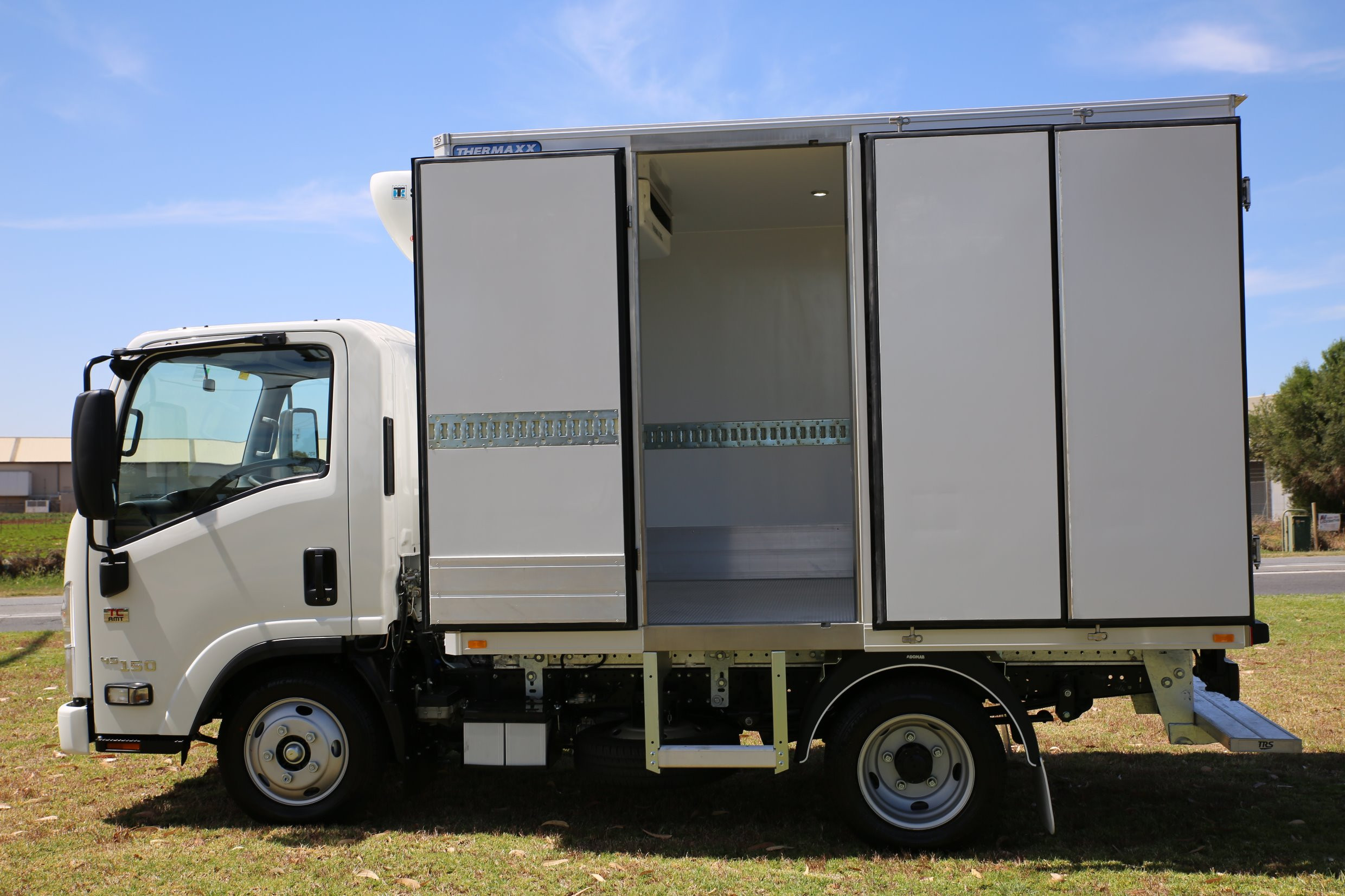 2019 ISUZU NLR 45-150 AMT SWB PANTECH TRUCK