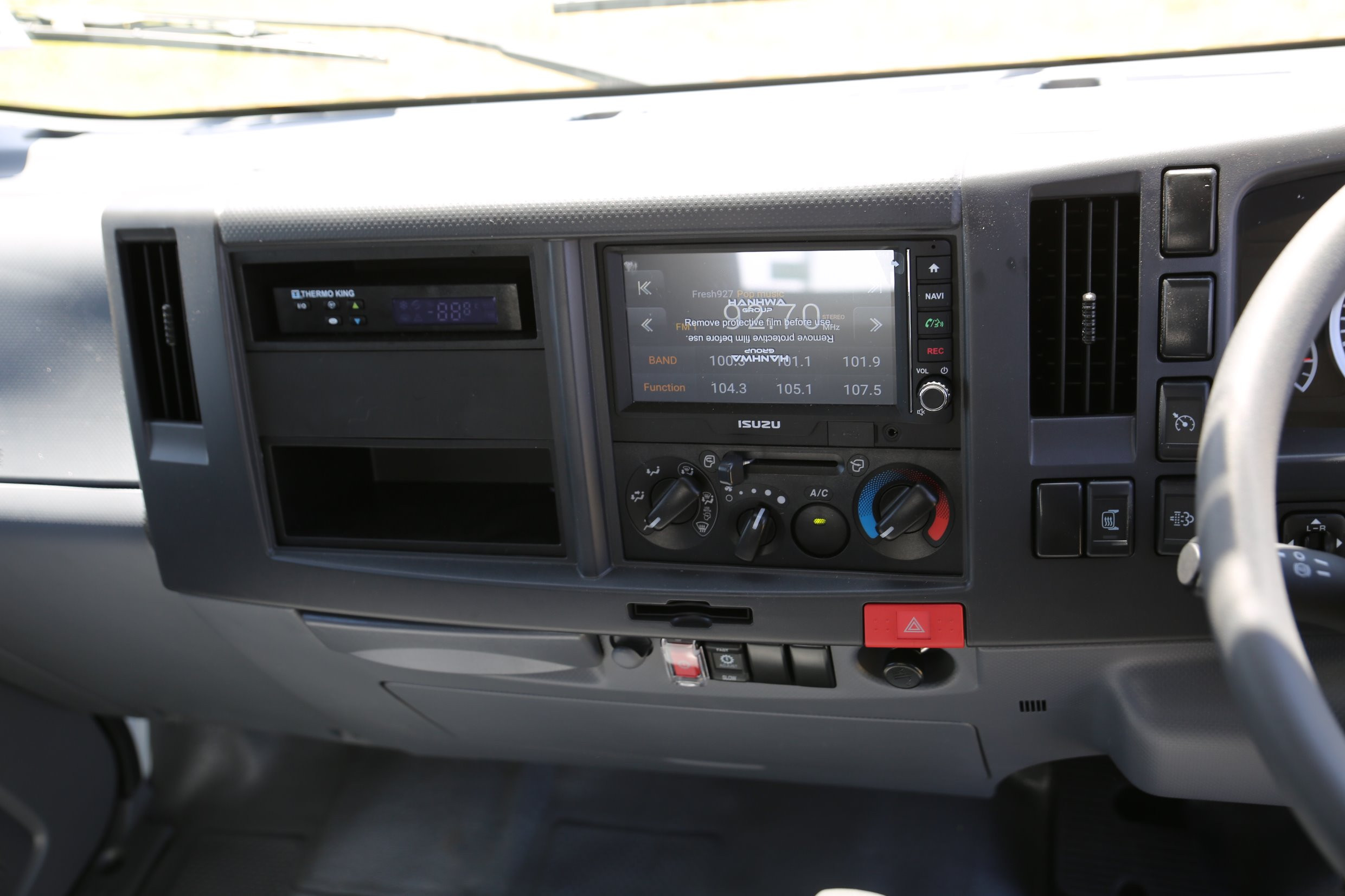 2019 ISUZU NLR 45-150 AMT SWB PANTECH TRUCK