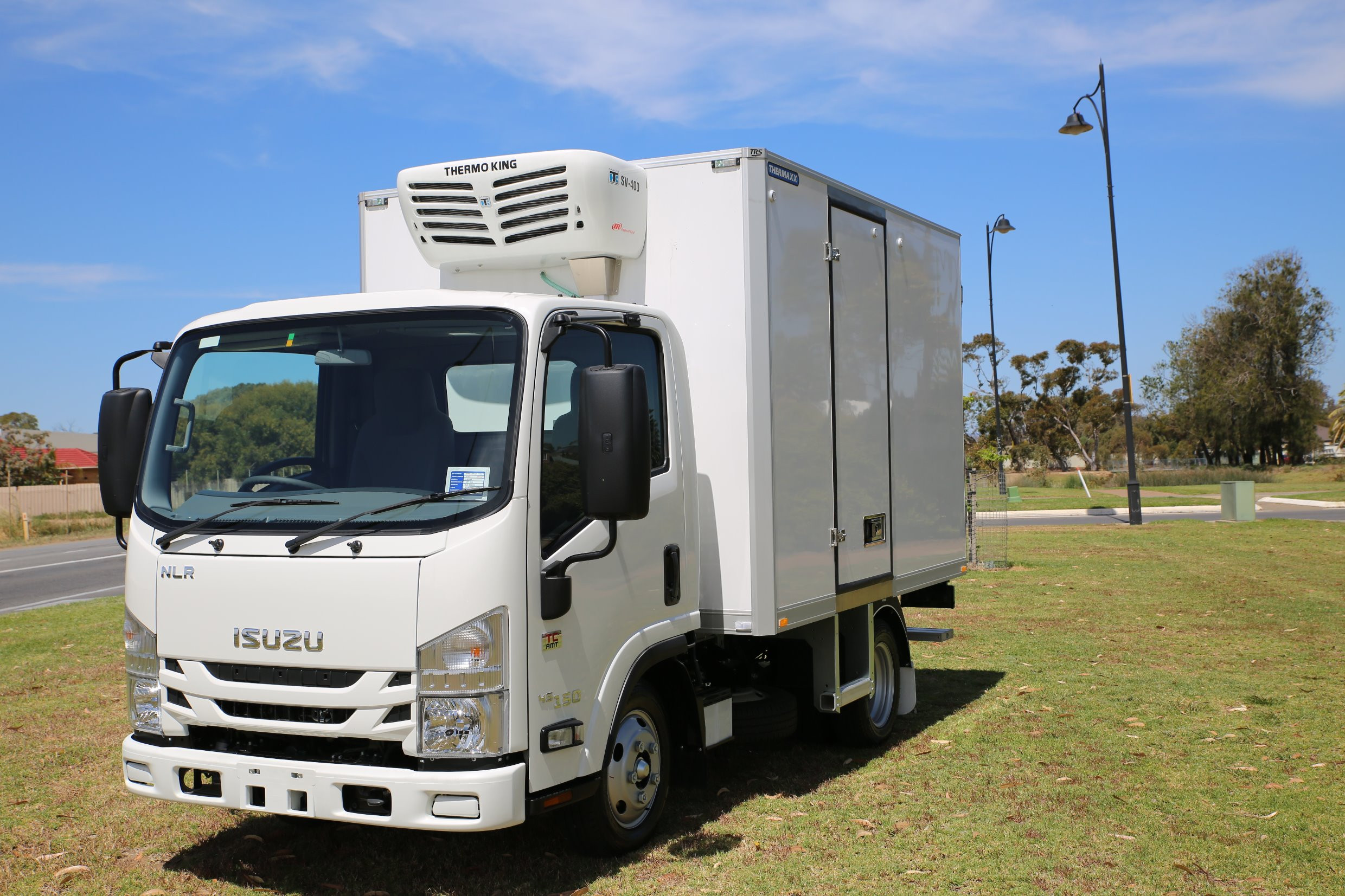 2019 ISUZU NLR 45-150 AMT SWB PANTECH TRUCK
