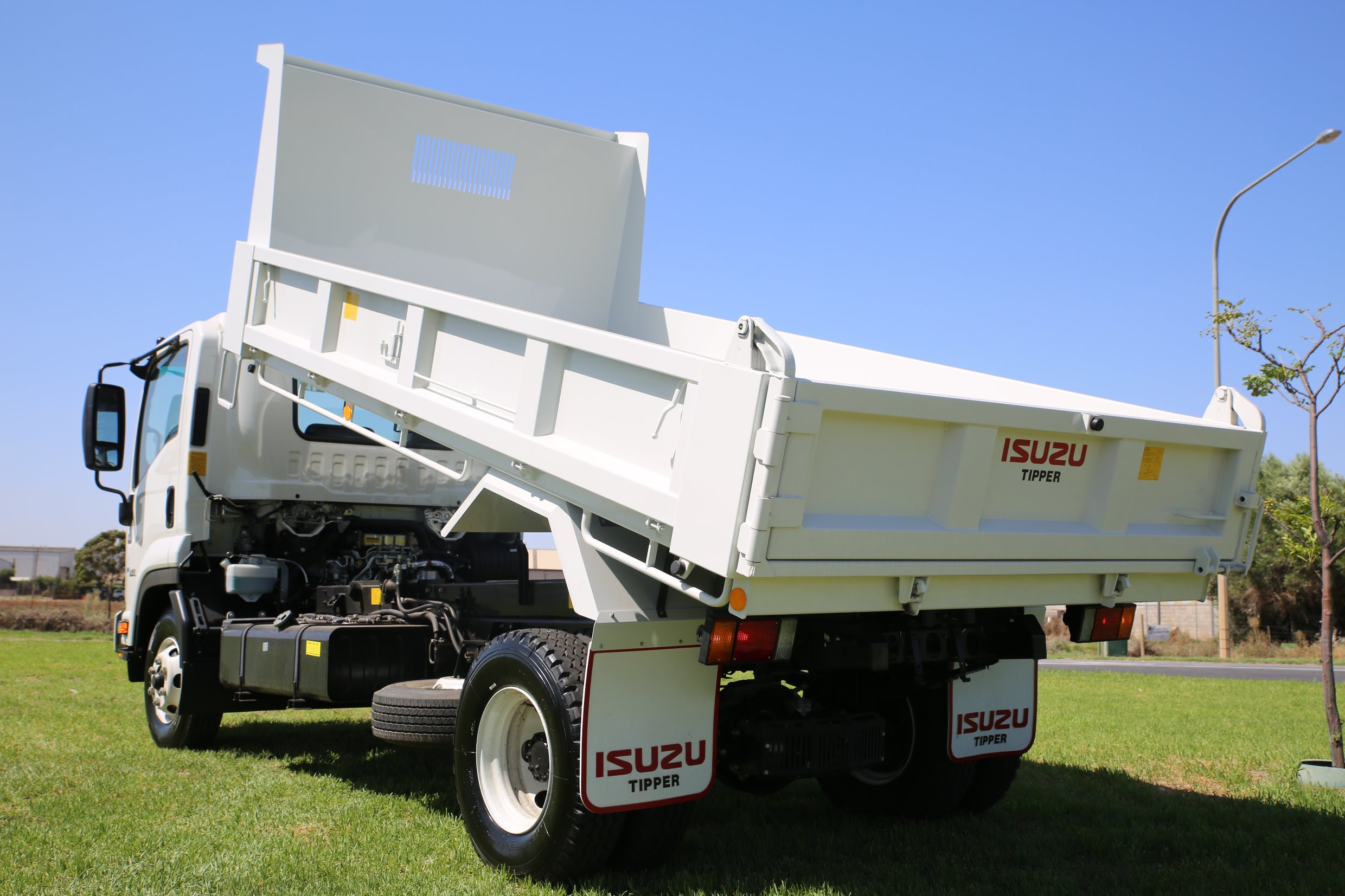 2019 ISUZU FRR 107-210 AMT FACTORY TIPPER TRUCK