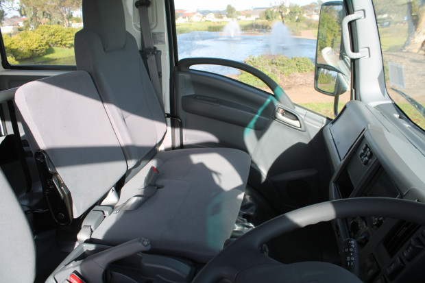 2021 ISUZU NPS 75/45-155 4X4 AMT CREW CAB CHASSIS 