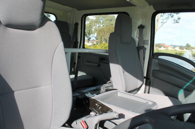 2021 ISUZU NPS 75/45-155 4X4 AMT CREW CAB CHASSIS 