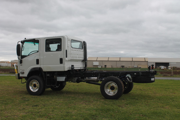 2021 ISUZU NPS 75/45-155 4X4 AMT CREW CAB CHASSIS 