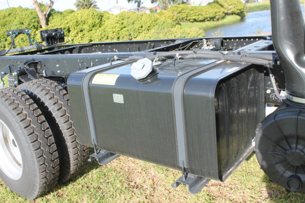 2021 ISUZU NPS 75/45-155 4X4 AMT CREW CAB CHASSIS 