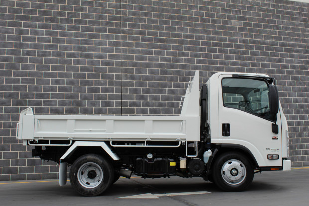 2022 ISUZU NMR 60/45-150 AMT TRI-TIPPER TRUCK NMR 60/45-150 AMT TIPPER
