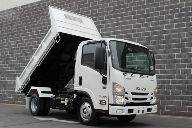 2022 ISUZU NMR 60/45-150 AMT TRI-TIPPER TRUCK NMR 60/45-150 AMT TIPPER