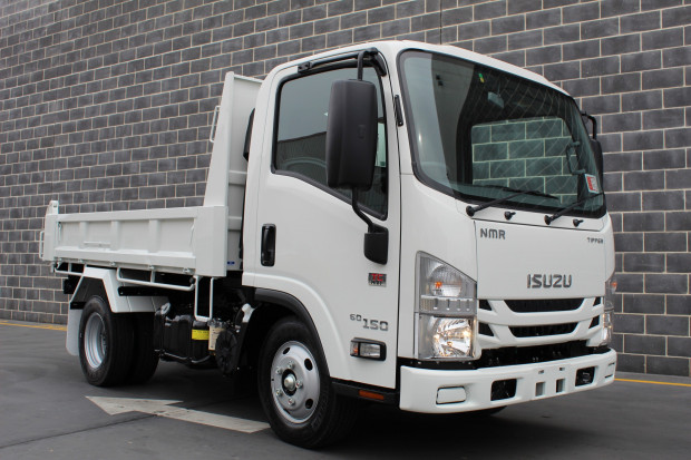 2022 ISUZU NMR 60/45-150 AMT TRI-TIPPER TRUCK NMR 60/45-150 AMT TIPPER