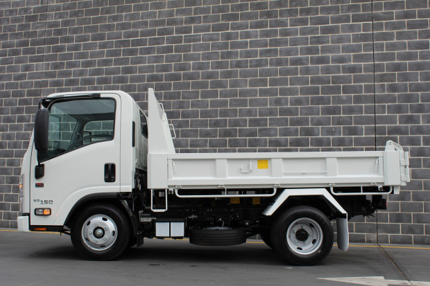 2022 ISUZU NMR 60/45-150 AMT TRI-TIPPER TRUCK NMR 60/45-150 AMT TIPPER