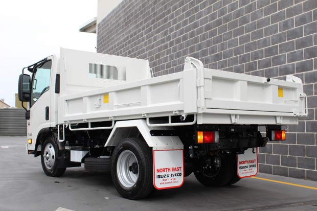 2022 ISUZU NMR 60/45-150 AMT TRI-TIPPER TRUCK NMR 60/45-150 AMT TIPPER