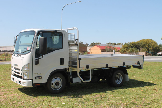2021 ISUZU NLS 45-150 AWD TRAYPACK MANUAL TRAY